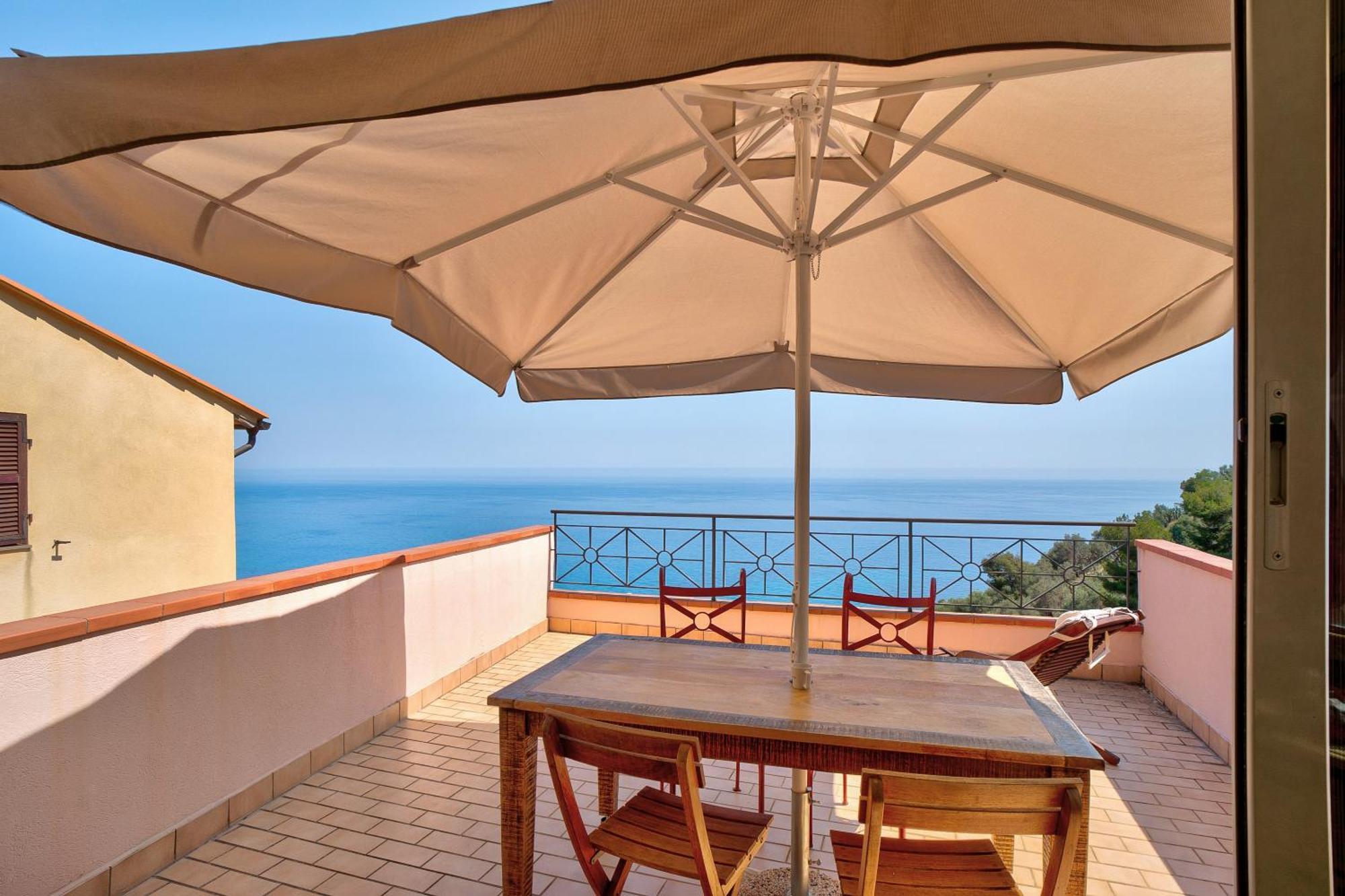 Casa Scotland Apartment Ventimiglia Exterior photo